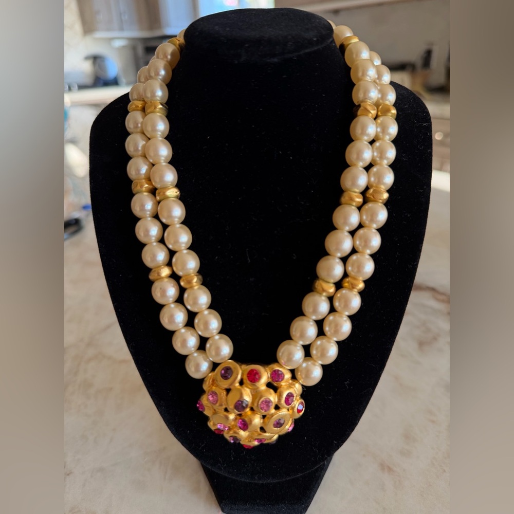 Ben-Amun Pearl and Gold Necklace with Color Accents